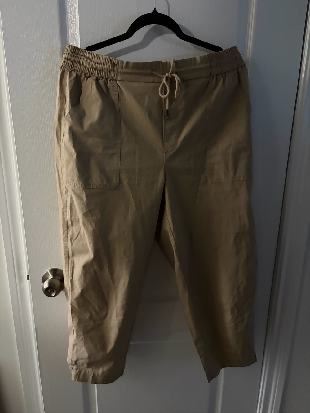 Reitmans women Tan Drawstring Cotton Cargo capris size large y2k vintage outdoor